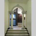 Filipponeri 112, Via Dei Banchi Vecchi
