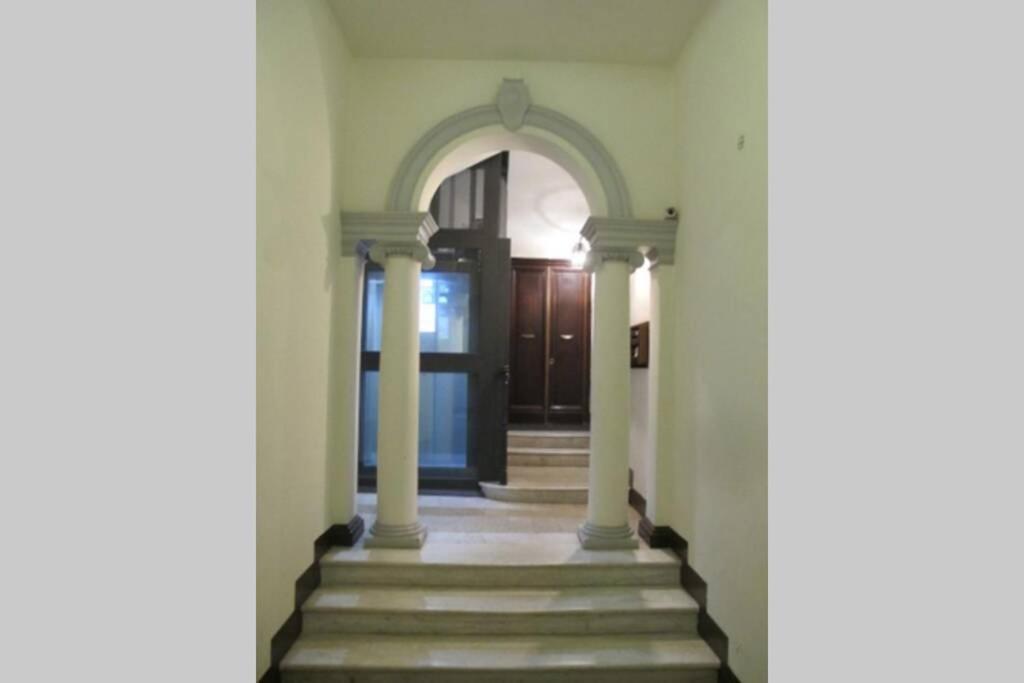 Filipponeri 112, Via Dei Banchi Vecchi Apartment